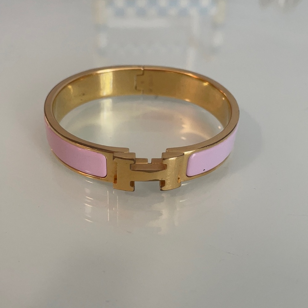 Hermès clic H bracelet in rose dragee